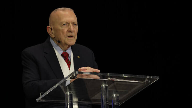 Gene Renz NASA Legend Gene Kranz Shares Lessons in Leadership