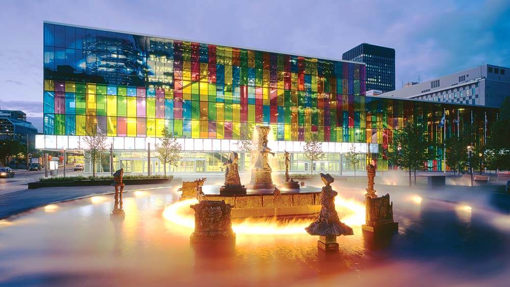 Palais des congrès de Montréal nighttime exterior