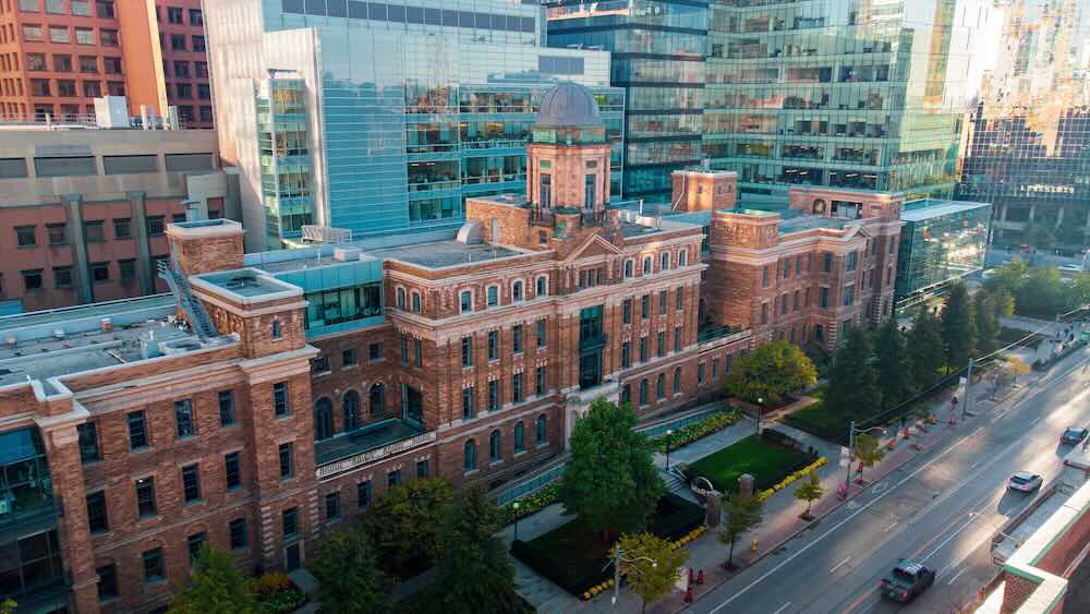 MaRS is located on the site where insulin was first administered to a diabetic patient.