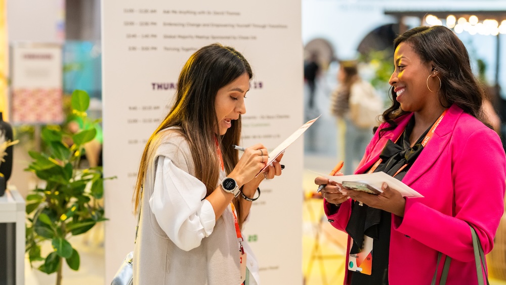 Dedicated spaces for networking work to personalize HubSpot’s 13,000-person annual conference.