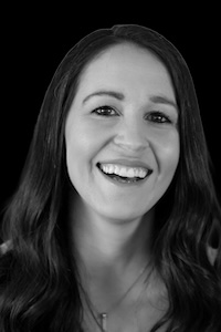 Beth Santos
