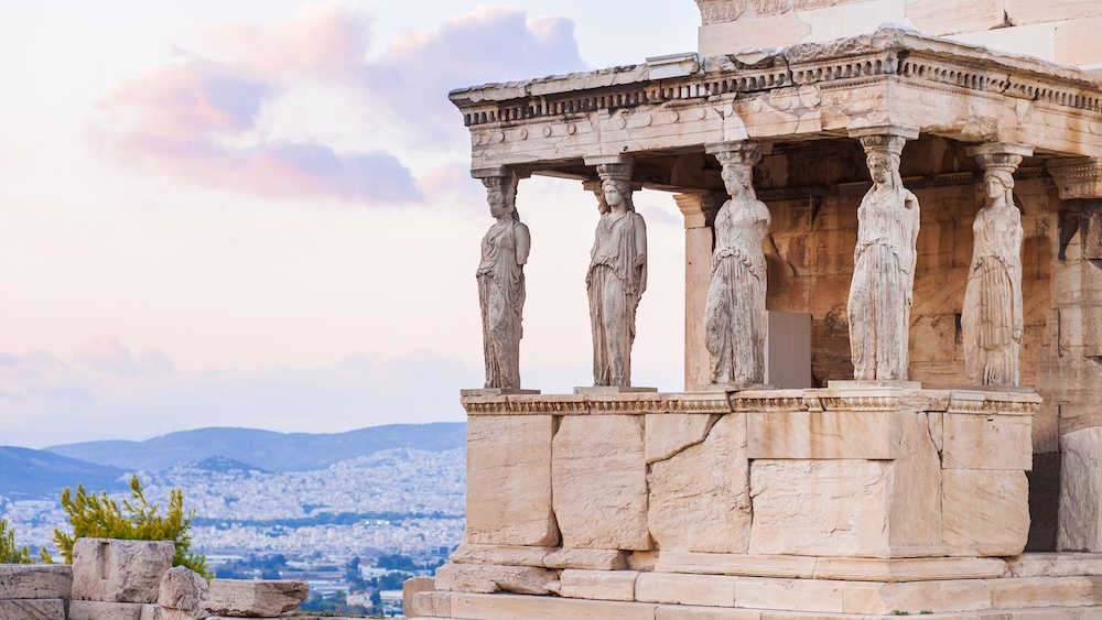 Signing and promotingThe Athens Promise to your network helps to raise awareness of how meetings contribute to destinations’ bottom lines. Photo: Adobe Stock